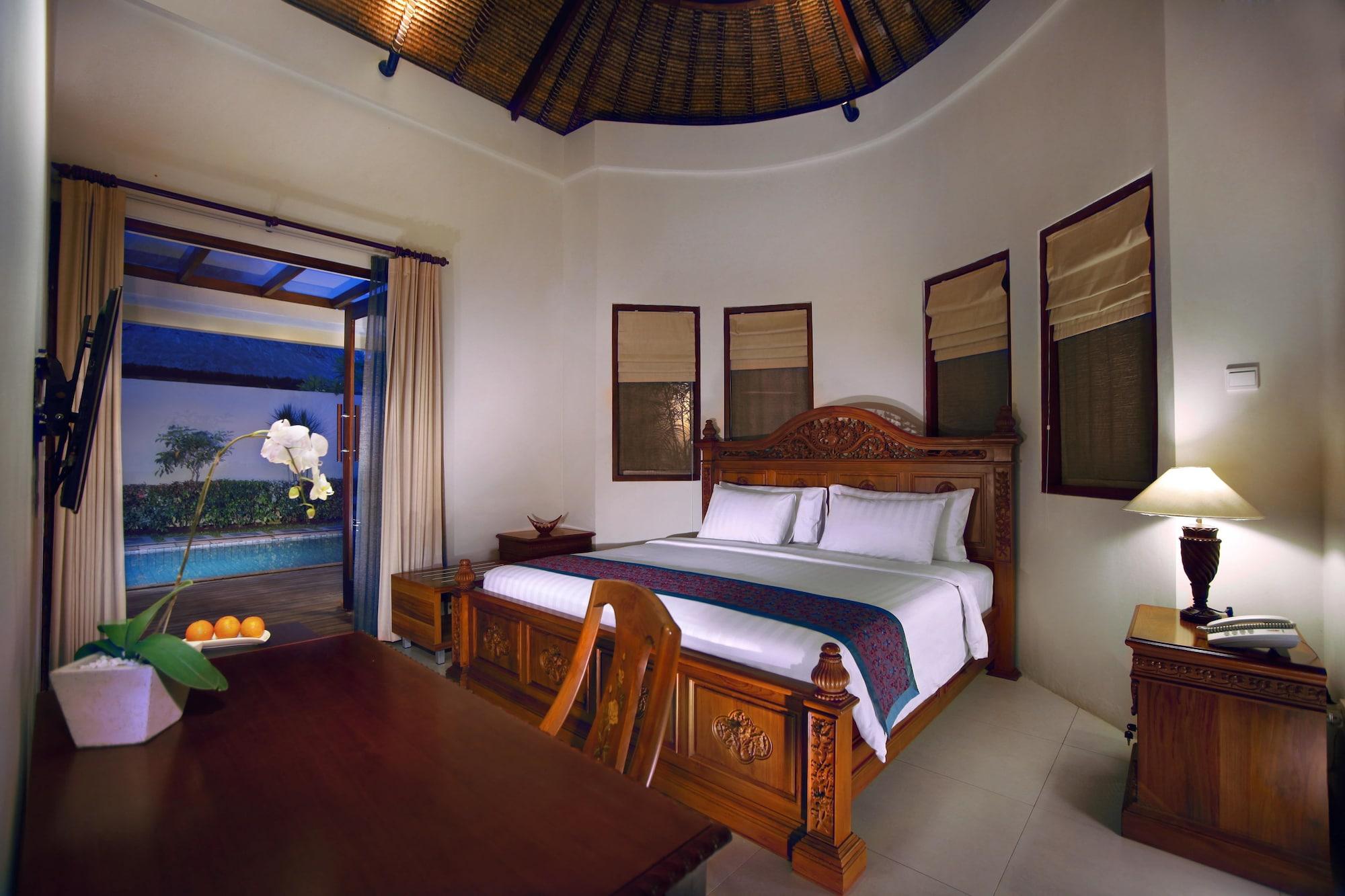Aston Sunset Beach Resort - Джили Трауанган Екстериор снимка