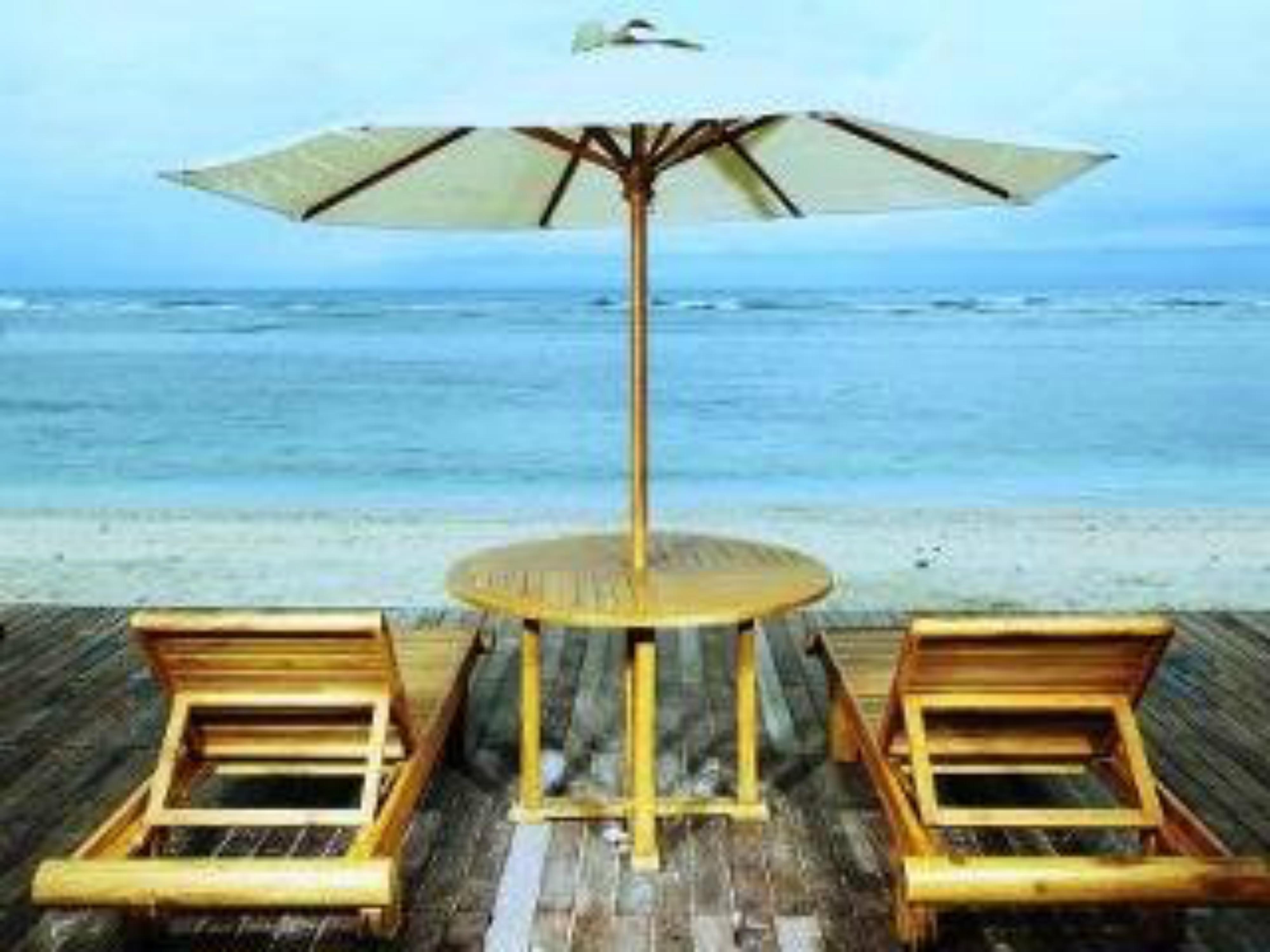 Aston Sunset Beach Resort - Джили Трауанган Екстериор снимка